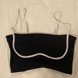 Alo Contrast Trim Crop Bra Top